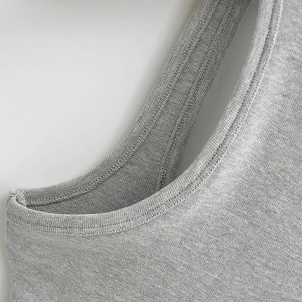 Summer U-neck Sculpted Square Neck Tank Top for Women New 2025 Fashionable Sleeveless Top
