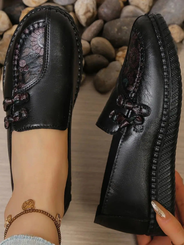 Vintage wine red, versatile, soft-soled, slip-on work shoes for commuting