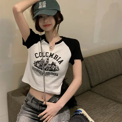 2023 New Summer Women's T-shirt American Style Vintage Design Sensibility Cropped Student Top Trendy V-neck Short Sleeves