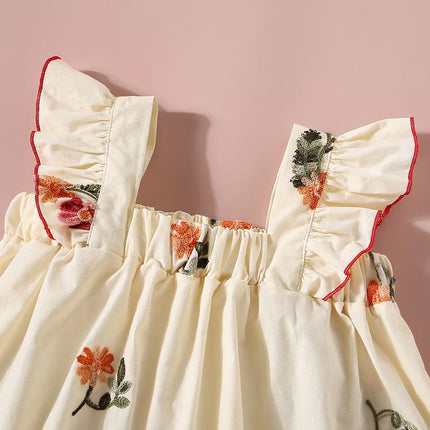 Girls Set Summer New Floral Print Small Fly Sleeves Cute Short Sleeved Top Solid Color Shorts Two Piece Set