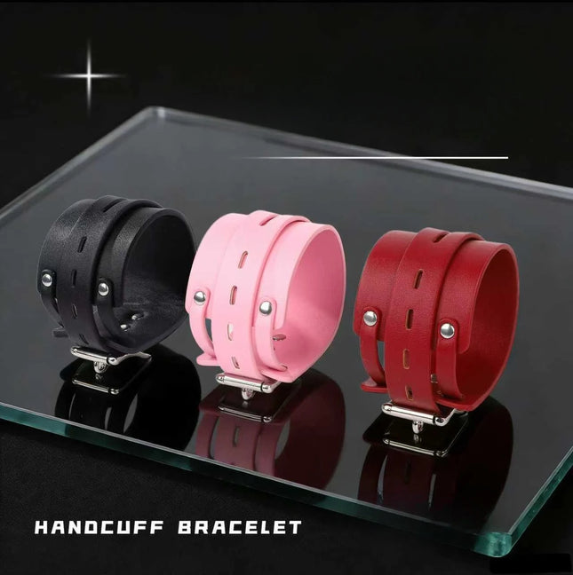 1pc Sexy Hand Wrap PU Leather Handcuff Role Play Bdsm Bondage Slave Games Sex Toys For Couples Erotic Soft Flirting Bracelet