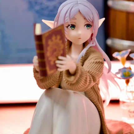 12CM Frieren Anime Figure - Cute Night-Suit Action Figure Figurine Model Doll Toy for Desktop Collection beyond Journey's End