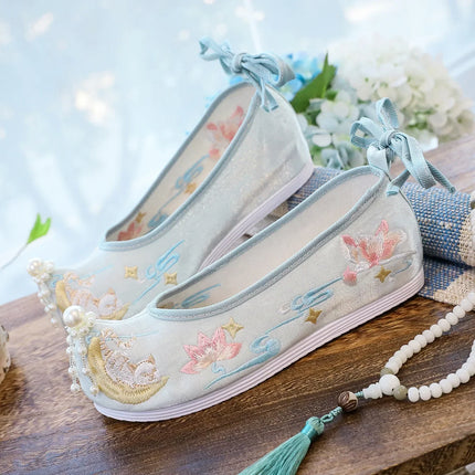 Chasing Moon Hot Sale Of The Season New Style Ming Dynasty Hanfu Shoes National Style Upturned Head Cotton Shoes Ancient Wedding