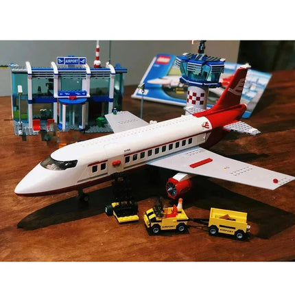 City Series new airport station terminal building blocks Set up construction aircraft toys children's Christmas gifts 703PCS