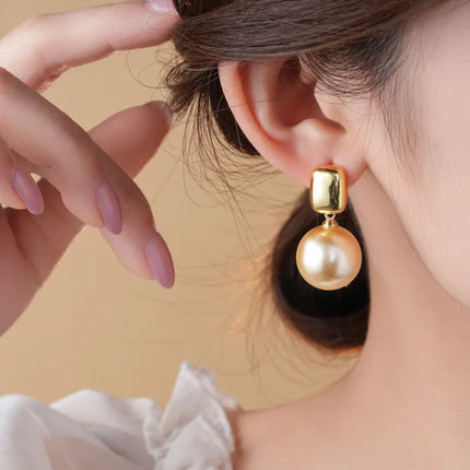 DREJEW Yellow Pendant Pearl Necklace Earring Set for Women Light Luxury High-end French Retro Wedding Jewelry Sets Party Gift