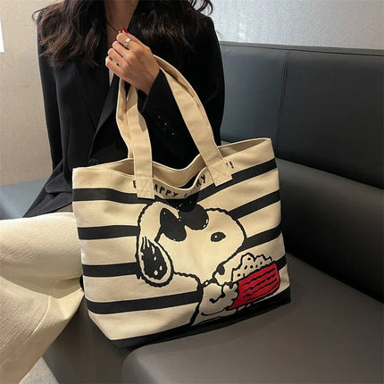 Hot BANDAI Snoopy Cute Cartoon Large Capacity Canvas Bag for Female Students To Hold Books Tote Mommy Bag