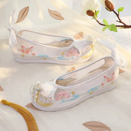 Chasing Moon Hot Sale Of The Season New Style Ming Dynasty Hanfu Shoes National Style Upturned Head Cotton Shoes Ancient Wedding