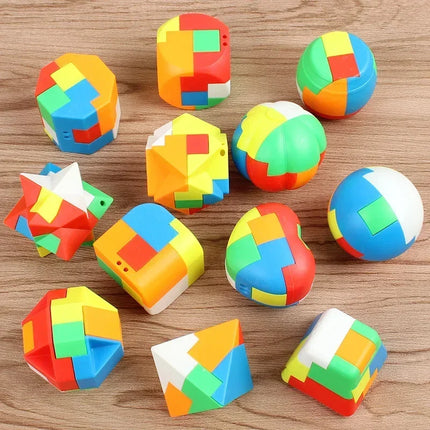 3D Puzzle Luban Lock Keychain - Magic Mini Cube Brain Teaser Game Intellectual Educational Toy For Kids Adult Antistress