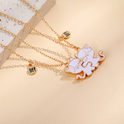 2Pcs/Set BFF Charm Cats Hug Design Best Friends Magnetic Necklace Girls Friendship Jewelry Gift