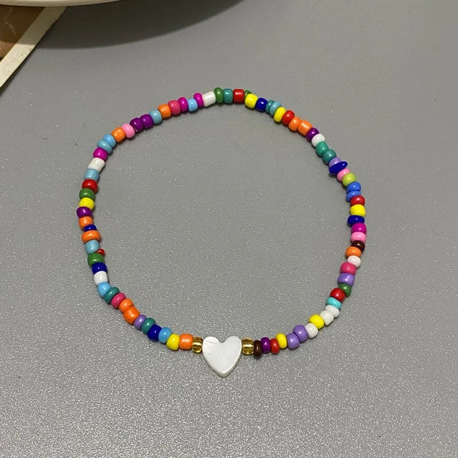Natural Shell Love Heart Bracelet for Girls and Women, Hand Jewelry, Cute Romantic Handmade Bracelet, Gift for Friend, Wholesale