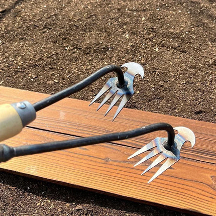 Hoe Weeding Artifact Uprooted Grass Tools Garden Hoe Rake Steel Farm Tools Small Hoe Loosen with 4 Teeth The Soil Wild Vegetable