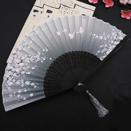 1 pcs Exiquisite Cat Patterns Summer Gift Cartoon Bamboo Wooden Folding Fan Fan Crafts Silk Fan Home Decoration
