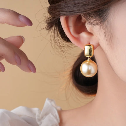 DREJEW Yellow Pendant Pearl Necklace Earring Set for Women Light Luxury High-end French Retro Wedding Jewelry Sets Party Gift