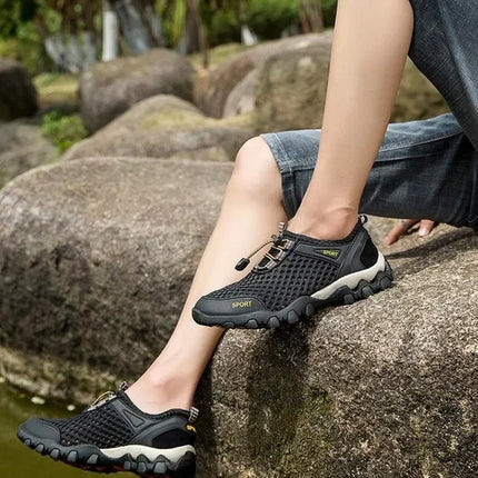 Wading Barefoot Sneakers Breathable Sneakers Men Shoes Fashion Shoes For Men Climbing Hiking Shoes Men Outdoor Beach