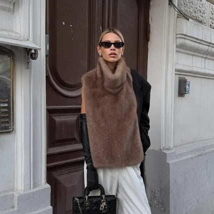 Women Solid Faux Fur Long Coat Lapel Long Sleeve Fluffy Luxury Loose Casual Outerwear 2025 Fashion Winter High Street Outerwear
