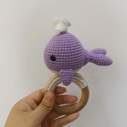 1Pc Baby Rattle Wooden Teether Music Ring Crochet Animal Otter Music Rattles Soother Bracelet Toddler Toys Baby Teething Gifts