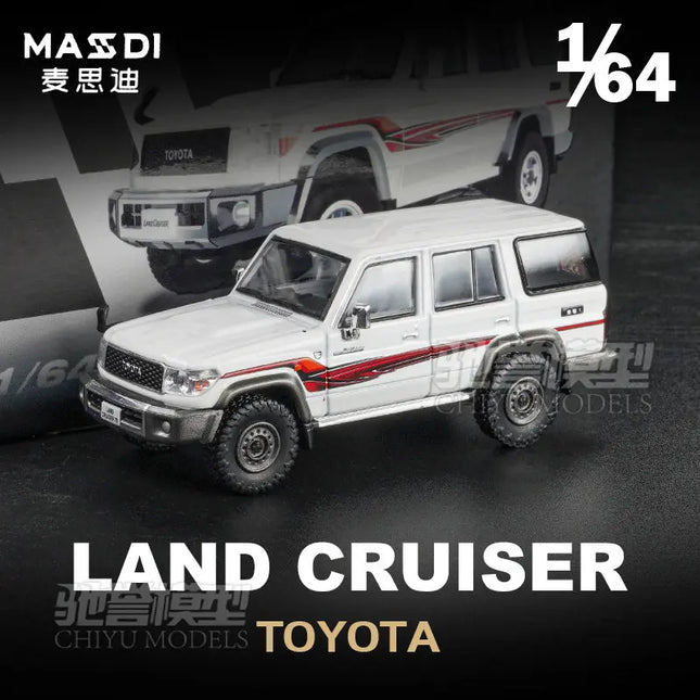 MASDI 1:64 Toyota Land Cruiser LC76 Land Cruiser Pro replica alloy car model, boys' festival gift toy collection item.