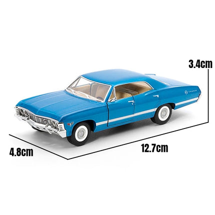 KiNSMART Toy Car Model 1/43 Chevrolet Impala 1967 Classical Diecast Miniature Pull Back Vehicle Collection Gift For Kid Boy