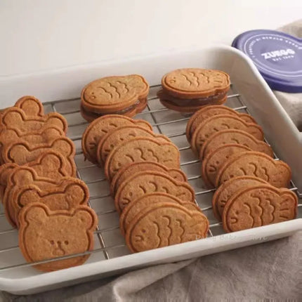 Cartoon Smiling Face Toast Biscuit Mould Bear Cat Fish Cookie Cutting Mold Fondant Cake Stamp Cookie Cutter Pastry Baking Tool