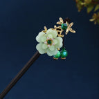Flower B