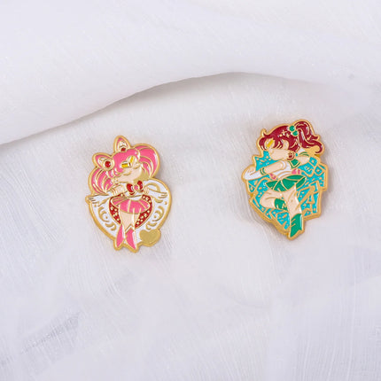 Anime Cartoon Moon Tsukino Usagi Enamel Keychain Necklace for Women Girl Magic Brooch Aino Minako Pin Cosplay Jewelry Gift