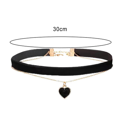 Women Choker Necklace Double-Layer Velvet Choker with Heart Pendant Adjustable Chain Necklace Fashion Jewelry