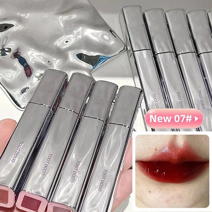1Pc Moisturizing Color Displaying Watery Shine For Floral Center Mirror Lip Gloss - Bright Non Oily Beautiful Hydrated Lips