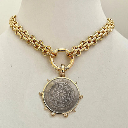 Hyperbole Gothic Cuban Chunky Necklace Women Queen Coin Holy Dollar Pendant Necklace Statement Hip hop Jewelry