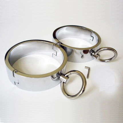 Manyjoy Metal Steel Slave Lock  Wrist Handcuffs Ankle Cuffs Neck Collar with O Ring Shackles Adult BDSM Bondage Game Sex Toy Men