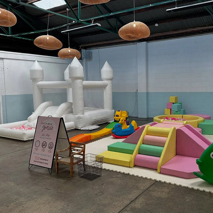 4m White Grade Inflatable Bouncy Castle In Garden Outdoor For Kids Toddler Birthday Jumping Castle With Water Slides Ball Pit