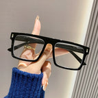 Black / +300