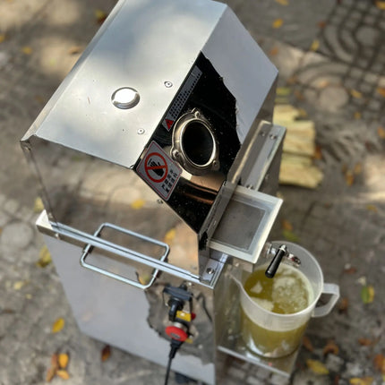 Electric Sugarcane Machine Desktop Vertical Commercial Juicer Stainless Steel Juicer Equipment