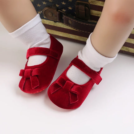 Spring and Autumn Red Fluffy Children's Shoes 0-1 Year Old Women's Treasure Bow Solid Color Princess Soft soled Shoes Baby Shoes