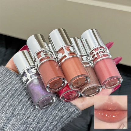 Flowing mirror lip gloss, waterproof and long-lasting luster, non stick to the cup, silky texture, natural makeup effect