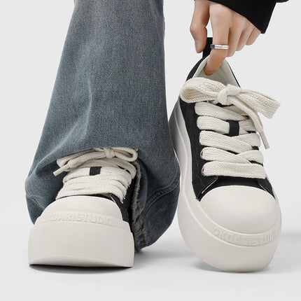 Soft Sole Lace-up Canvas Shoes Outdoor Man Sneakers Hot Sale Mens Casual Shoes Leisure Walk Vulcanize Shoes Skateboard Footwear