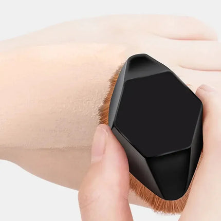 Streak-Free Foundation Brush - High-Density Vegan Fiber for Liquid & BB Cream, Magic  Application, Travel-Friendly Beauty Tool