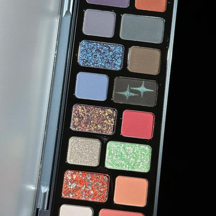 Qianyan Cheeryep 16 Color Eyeshadow Palette Glitter Chamelon Matte Pearlescent Flash Plate Cowherd Sequins