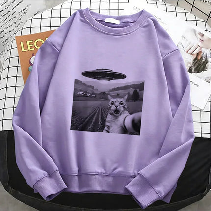 2026 Retro UFO and Cat Pattern Print Hoodies Streetwear Fleece Sweatshirt Soft O-Neck Pullover Casual Female Clothes