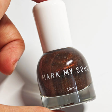 S168 Bronze 10ml No-Bake Cat Eye Nail Polish. Crystal Berry color series base with berry red fragments. Quick-drying