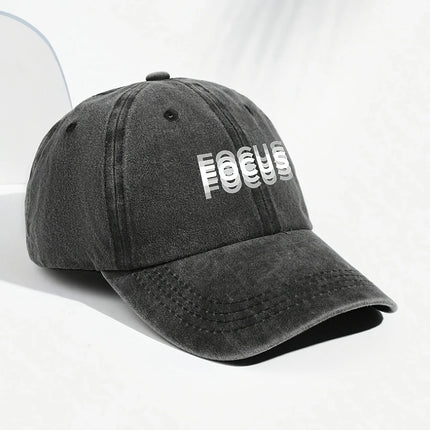 Classic unisex baseball cap with "FOCUS" print adjustable for daily leisure, outdoor sports, and travel