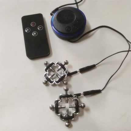 Metal Nipples Clips Labium Clamps Clitoris Stimulation Breast Sucker 8 Modes Electric Shock Sex Toys for Women Men Couples Games