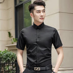 5XL / Solid color short-sleeved black shirt