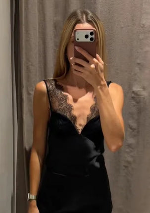Sexy Black Lace Patchwork Satin Vest Women Elegant Sleeveless See Through V-neck Loose Vests 2025 Lady Vacation Party Chic Wear