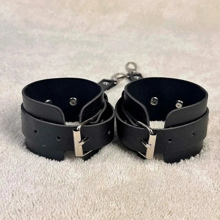 Women's  Charm PU Leather Bracelet Adjustable for Couples to Use Leather Armband Daily Accessory Gothic Punk Hand Decor Strap