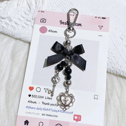 Gothic Cross Love Heart Skull Key Pendant Keychain for Women Trend Black Bowknot Key Ring Female Halloween Y2K Jewelry