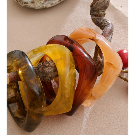Yhpup 63mm Resin Thick Wrist Bracelet Bangle Autumn Winter Style Statement Jewelry 2025 Waterproof Coffee Amber Champagne Pink