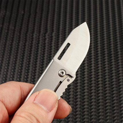 New Outdoor Folding Pocket Knife Keychain D2 Steel Sharp Cutting Camping Survival Tool Bottle Opener Portable Key Chain Pendant