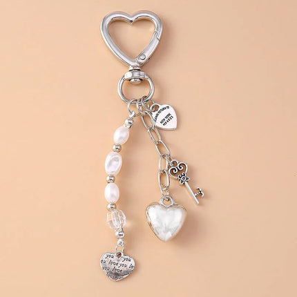 Aihua Cute Y2K Metal Shell Love Heart Key Chain Pearl Key Ring for Women Girl Handbag Pendants DIY Handmade Jewelry Accessories