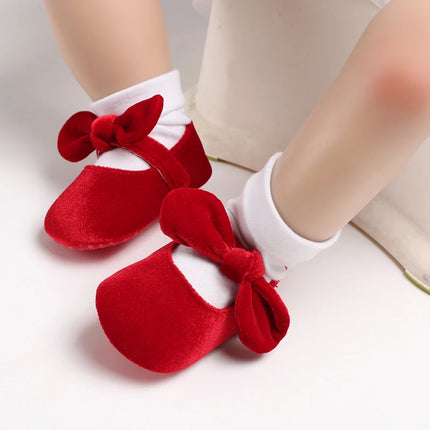 Fashionable Red Baby Shoes for Newborn Girls Cloth Bottom Elegant Noble Casual First Walking Shoes