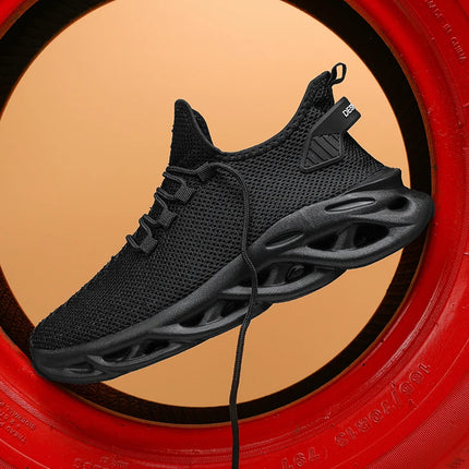 Summer Men Casual Sports Running Shoes Breathable Lightweight Sneakers Outdoor Mesh Black Athletic Jogging Tennis Walking Shoe